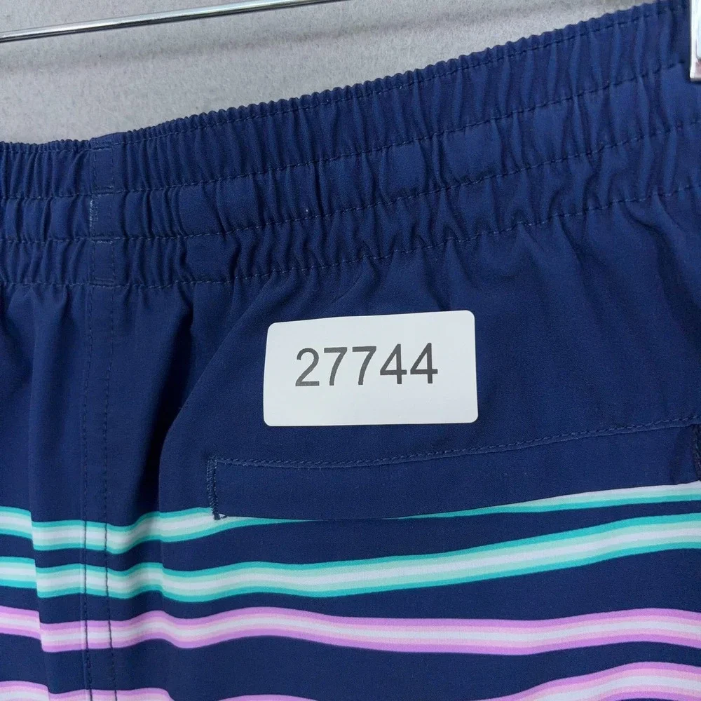 Chubbies Swim Trunks Men Large Blue Striped 5.5 Inseam Lined Casual Beach Summer